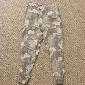 Hollister Cargo pants